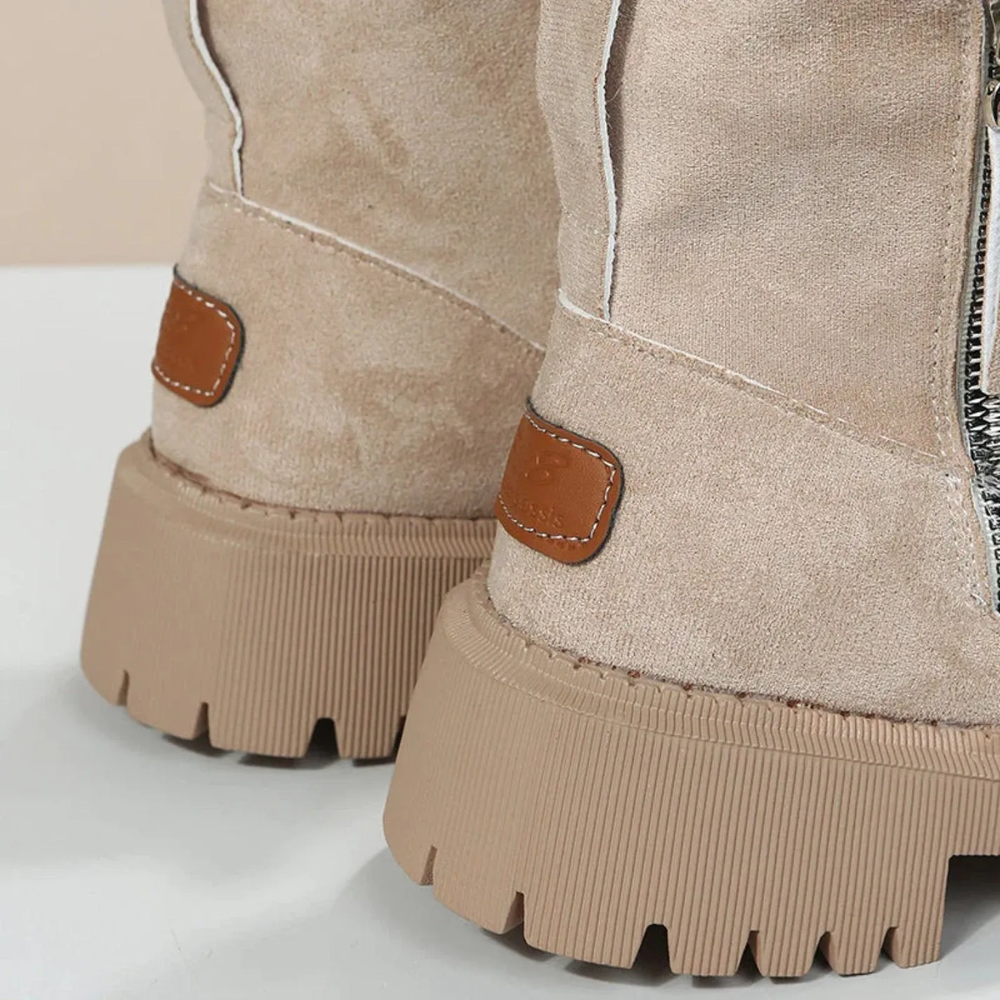 (1 1 FREE OFFER) Grace | Snow boots with lining