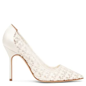 BB lace 105 white lace pumps