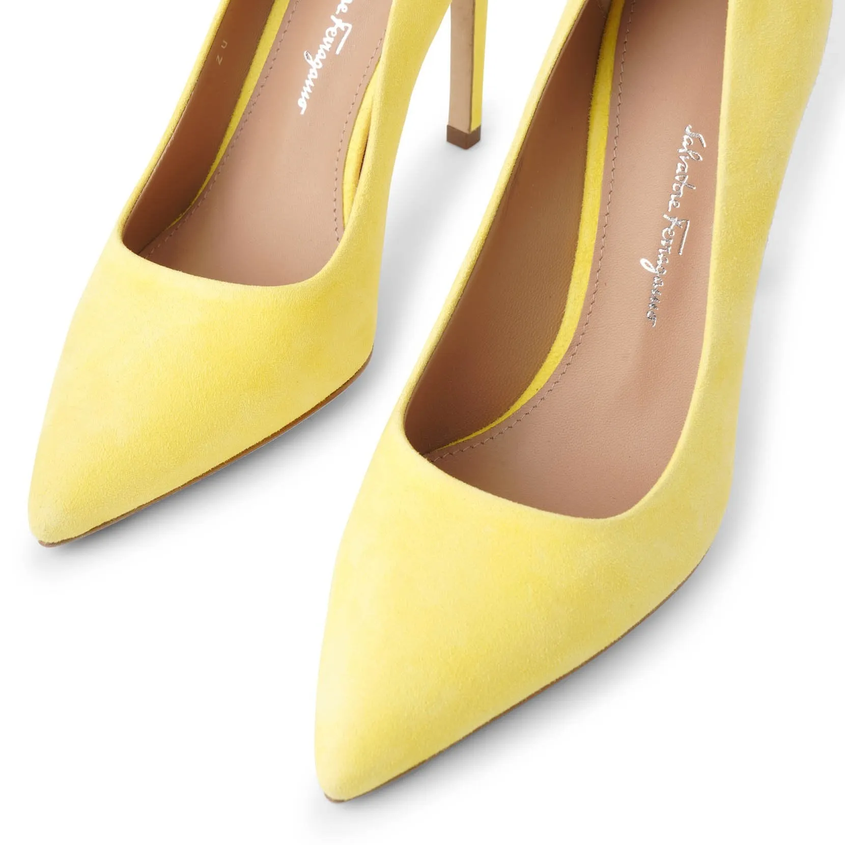 Canary yellow 105 suede pumps