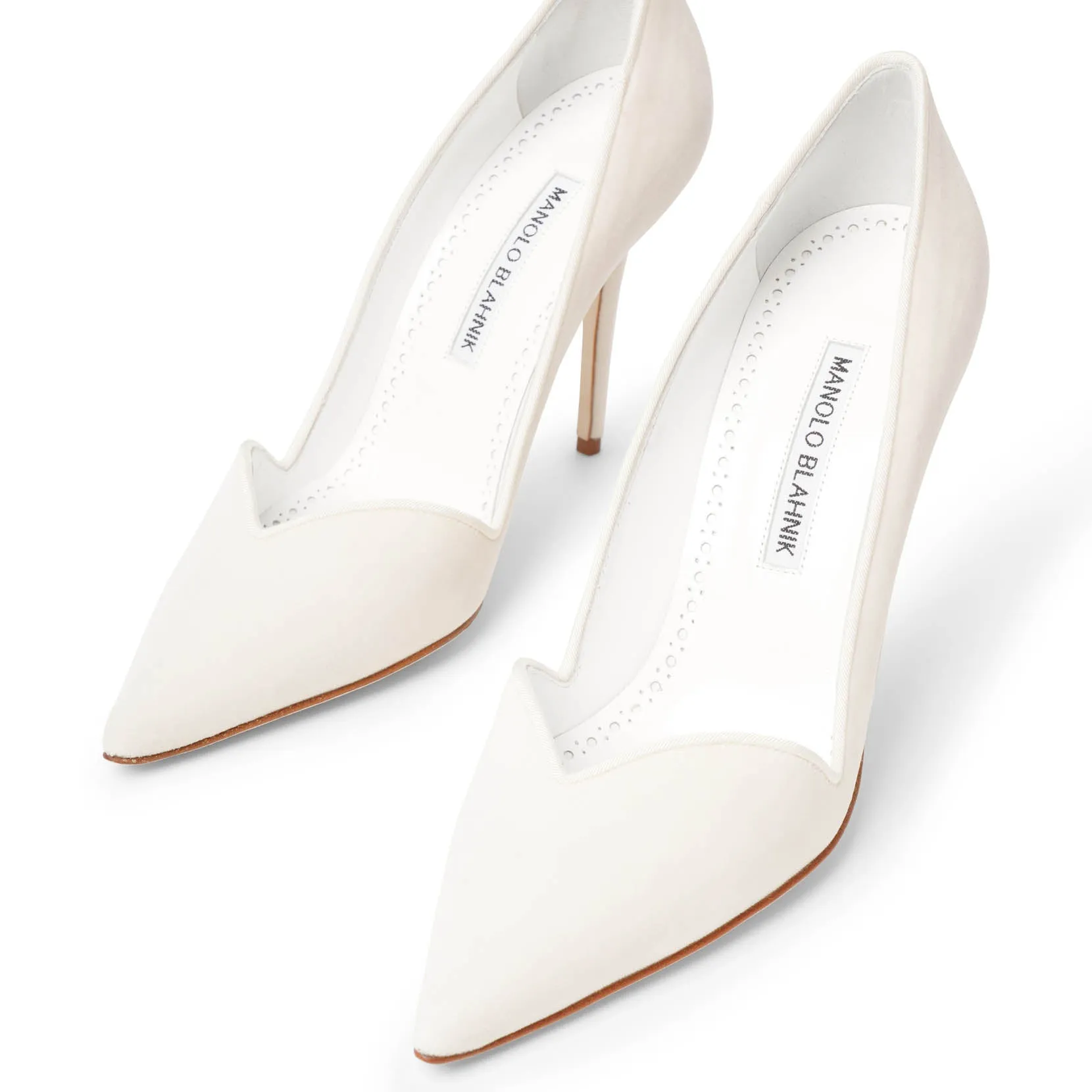 Sinbelahi 105 cream velvet pumps