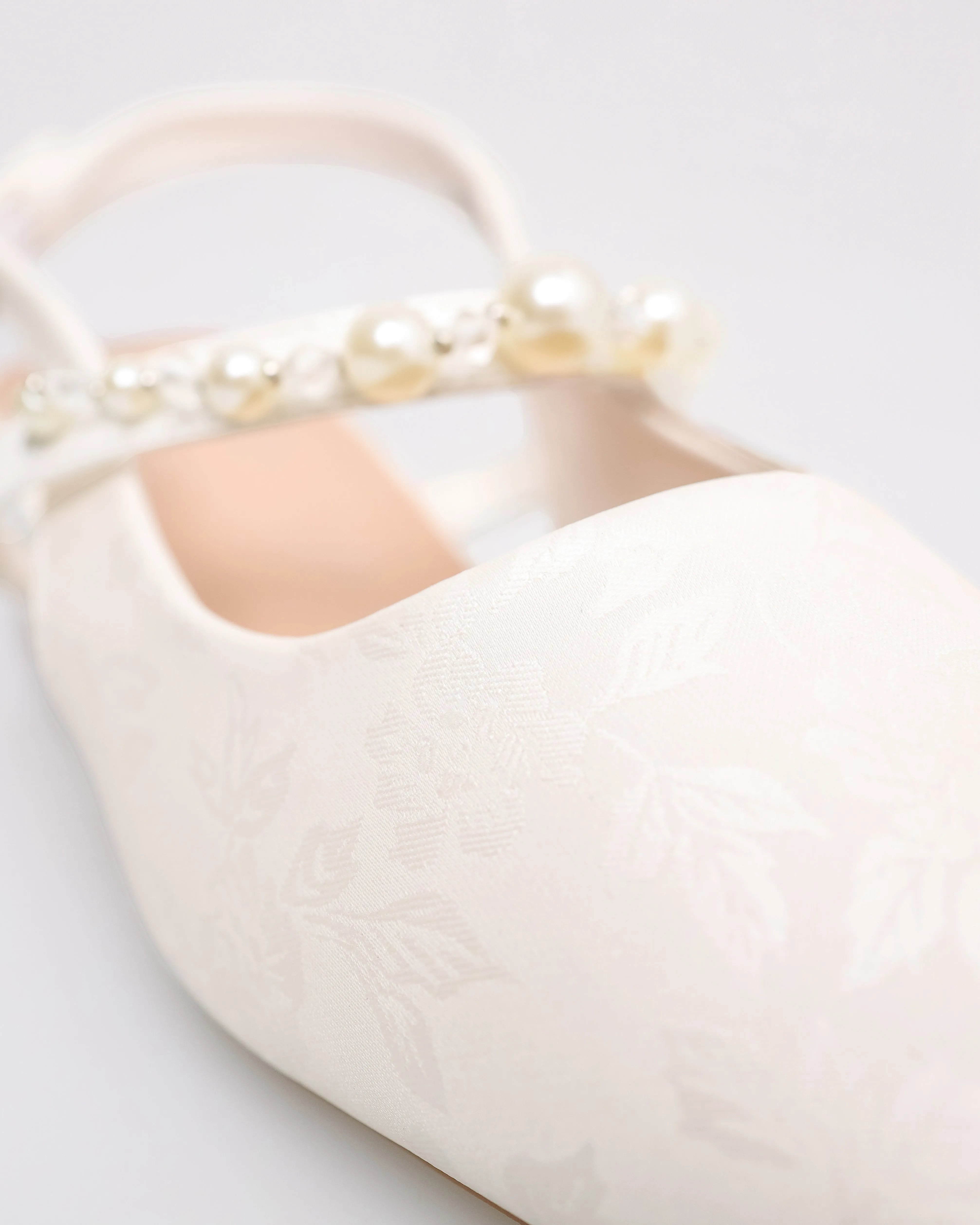 Tomaz NN459 Ladies Pearl Slingback Flats