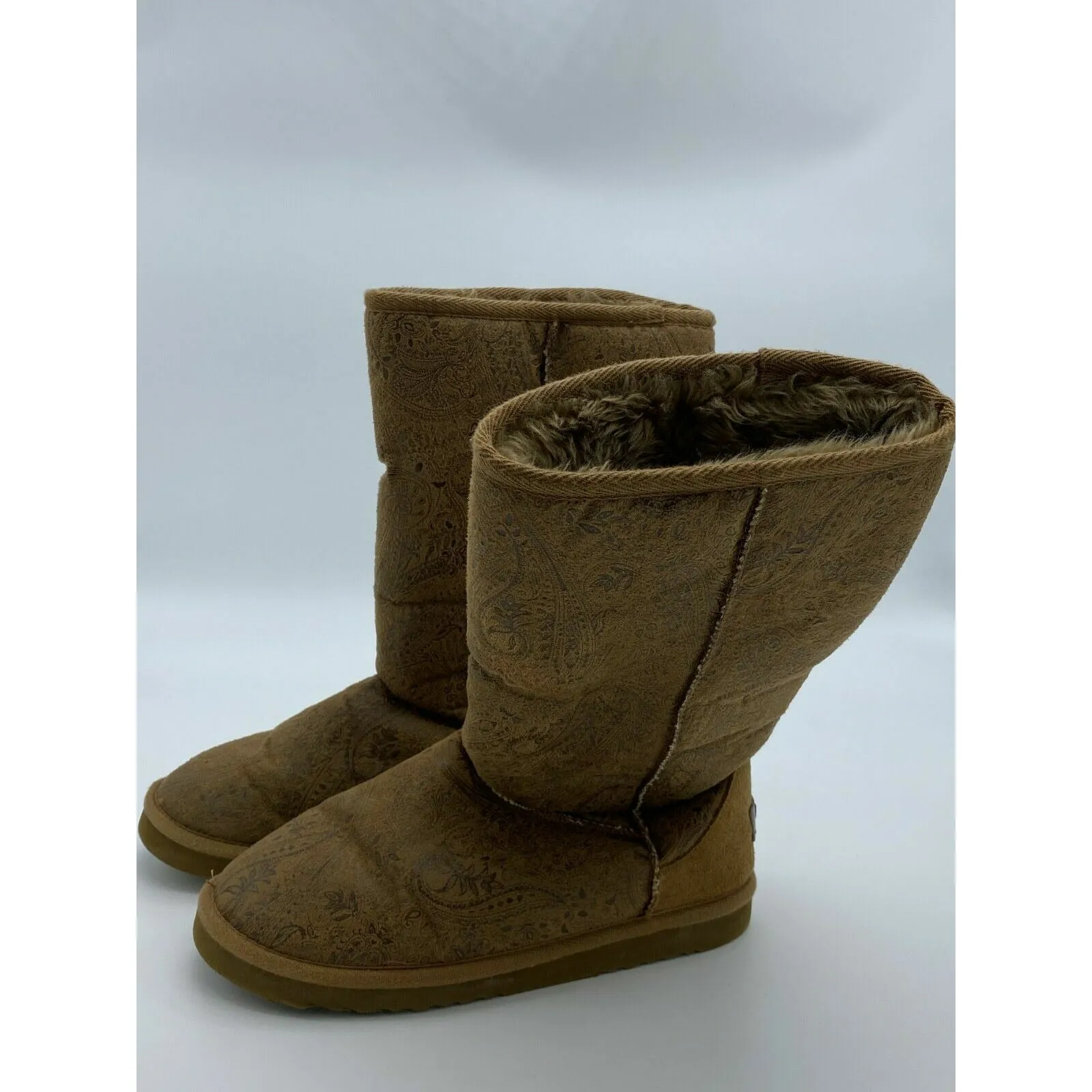 UGG Classic Tall Women Boots size W5