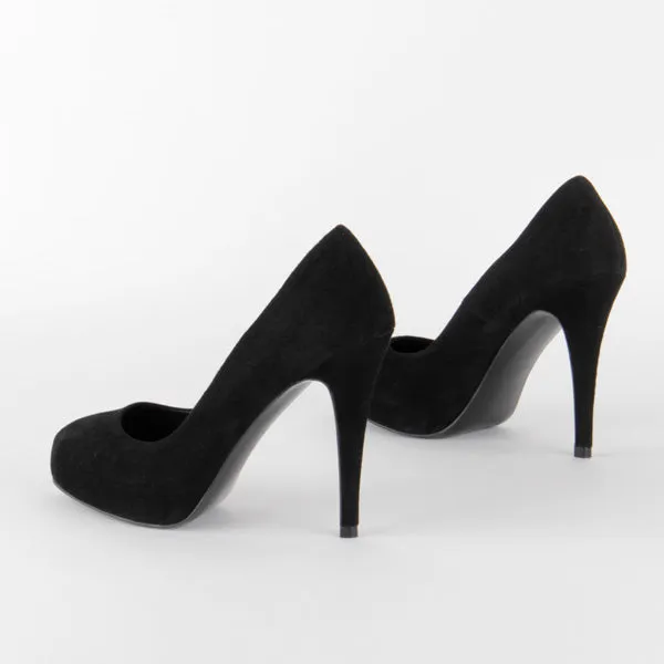 *UK size 2.5 - SCANDALIZE - black suede, 11/2cm heels