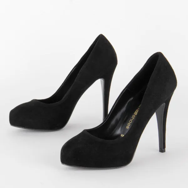 *UK size 2.5 - SCANDALIZE - black suede, 11/2cm heels