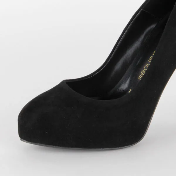 *UK size 2.5 - SCANDALIZE - black suede, 11/2cm heels