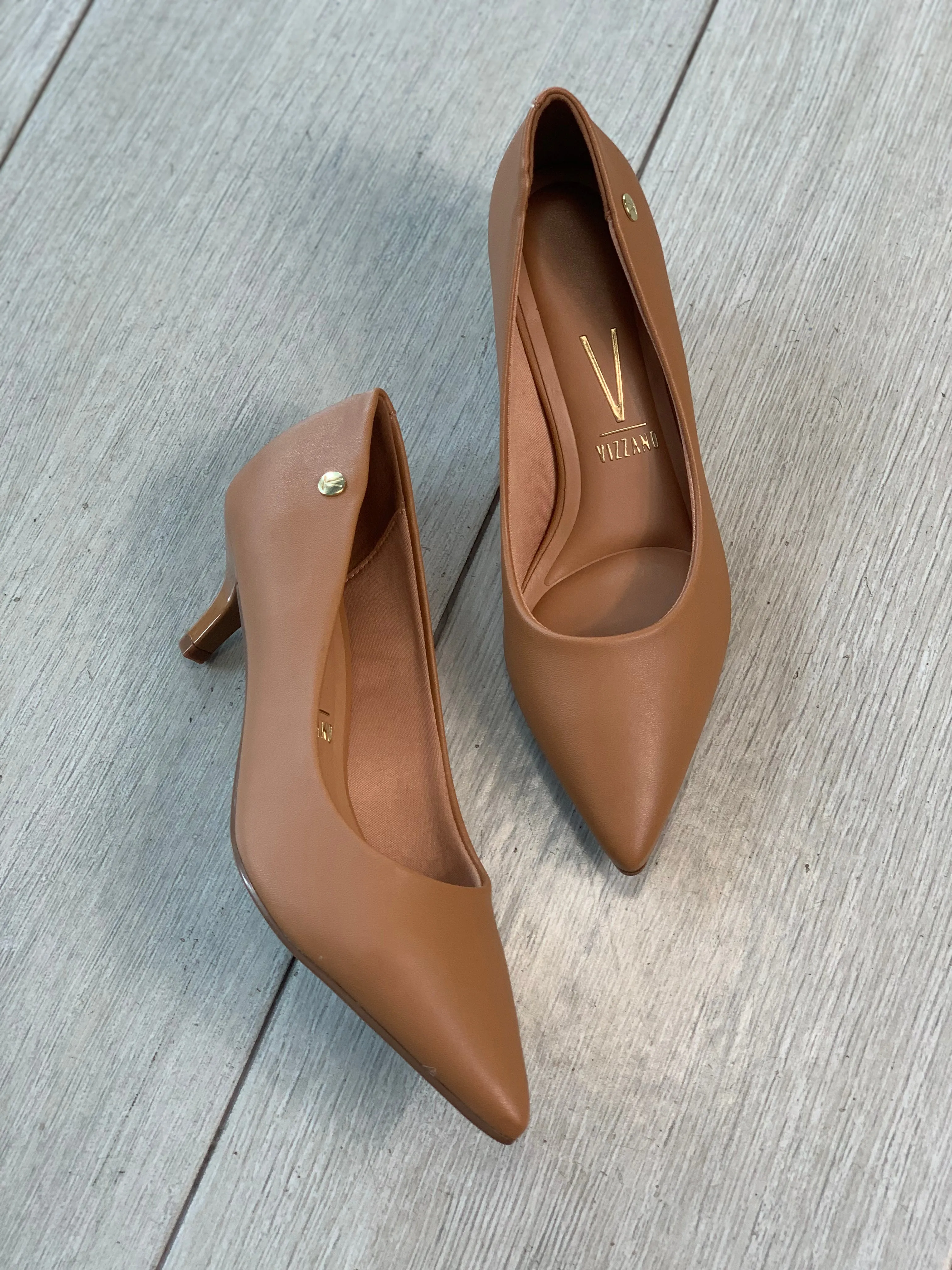 Vizzano 1" Camel Classic Kitten Heel